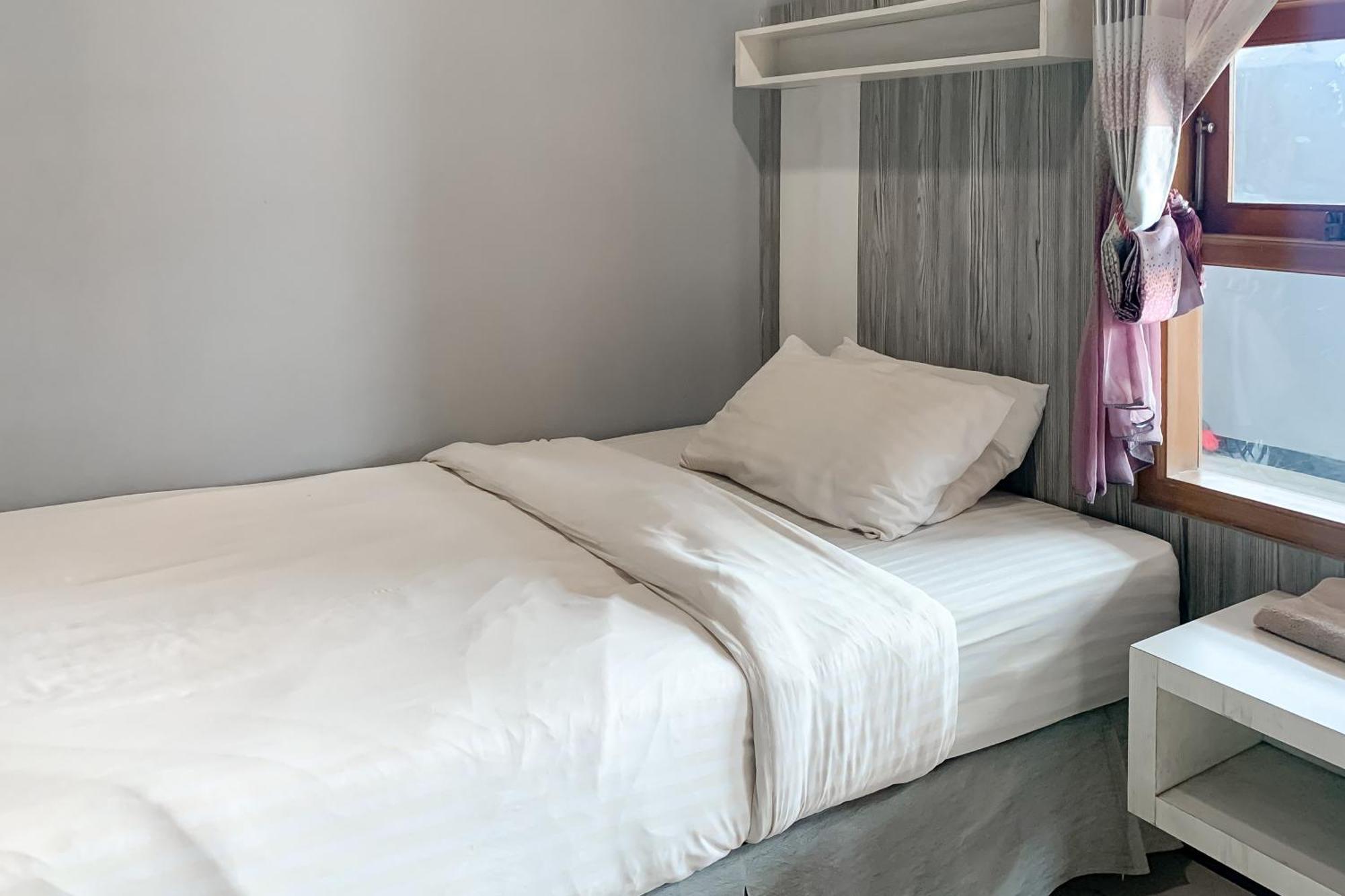 Karins Guesthouse Syariah Redpartner バンドゥン エクステリア 写真